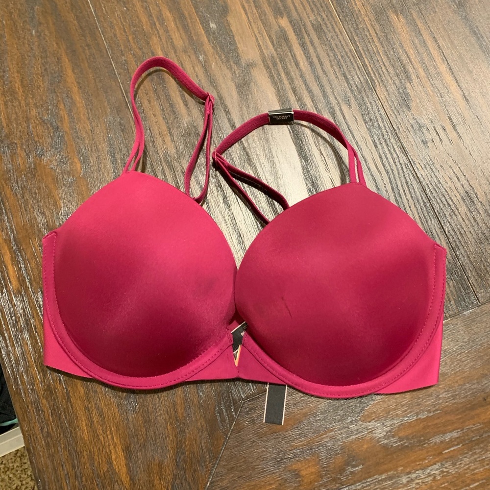 Victoria’s Secret push up bra 32DD